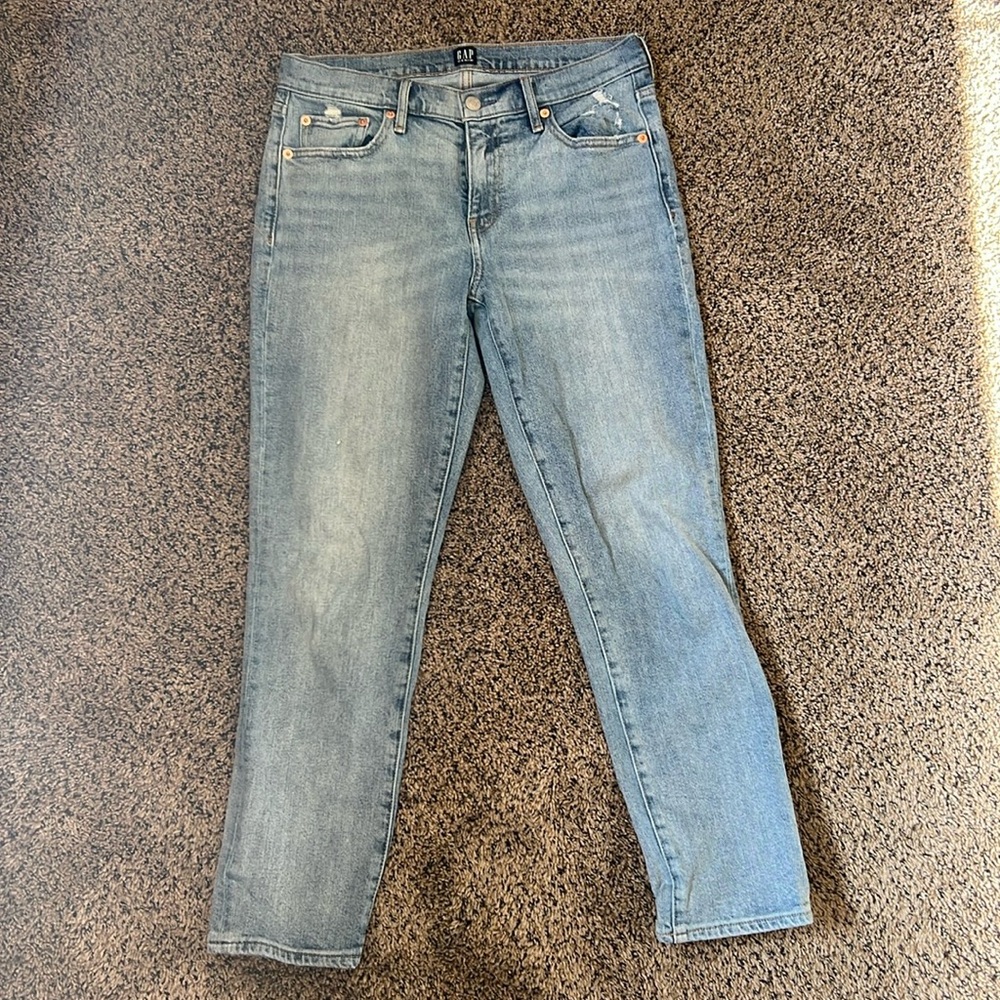 Straight Leg Gap Jeans